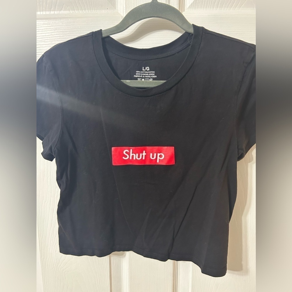 Cropped “shut up” Black Top Size Large